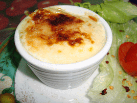 uova in cocotte con formaggio e prosciutto, ricette sfiziose