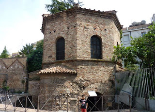 Ravenna, Baptisterio de los Arianos.