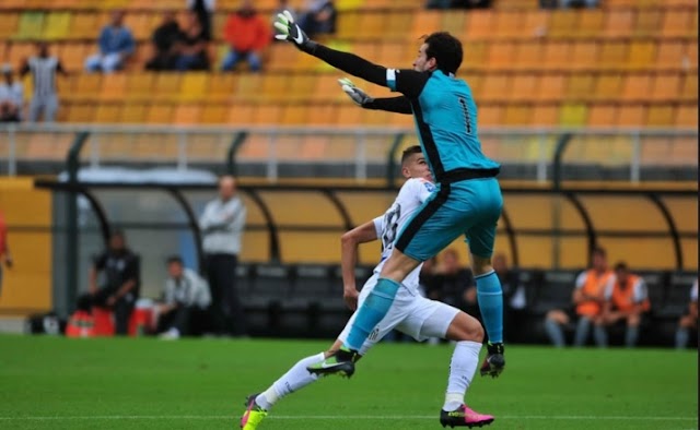 Presa fácil, lanterna Botafogo é goleado