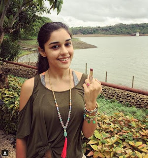 Koleksi Foto Eisha Singh Terbaru