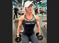 Flexible female bodybuilding and fitness motivation