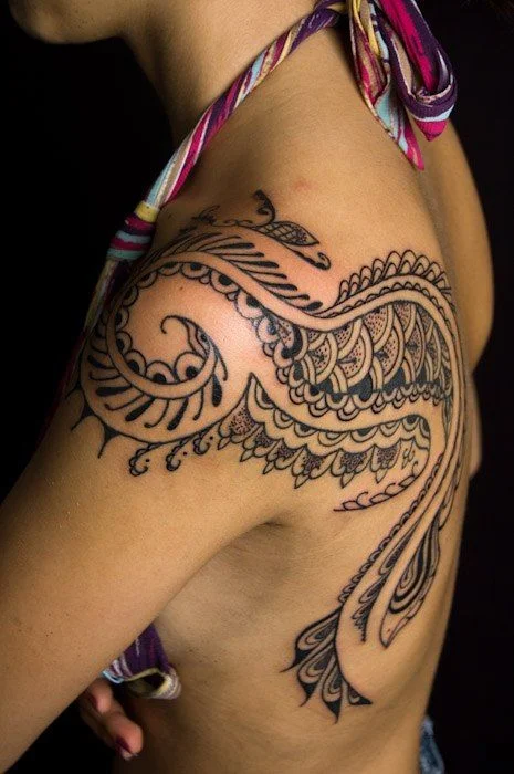 Tatuajes en el hombro para chicas