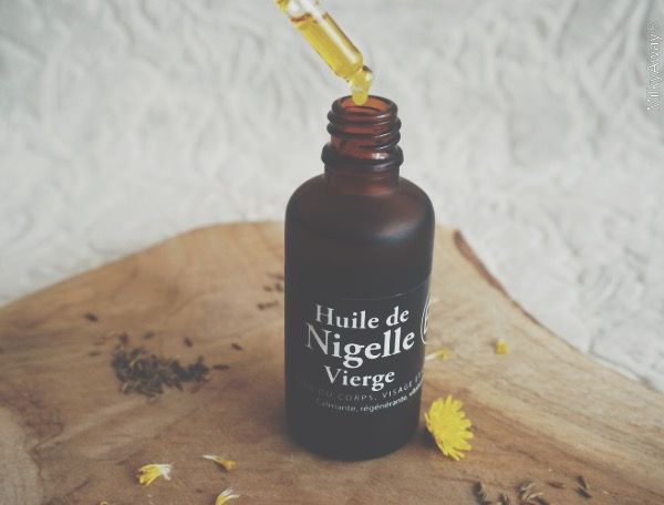 Huile vierge et végétale de nigelle par Bio Kenz Paris