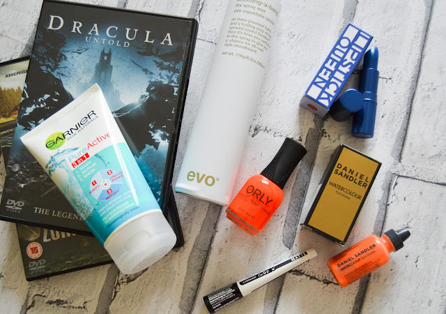 HQScare HQ Hair Halloween Blogger Box