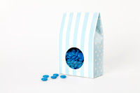 http://www.partyandco.com.au/products/blue-berry-and-white-stripe-and-polka-dot-candy-box.html