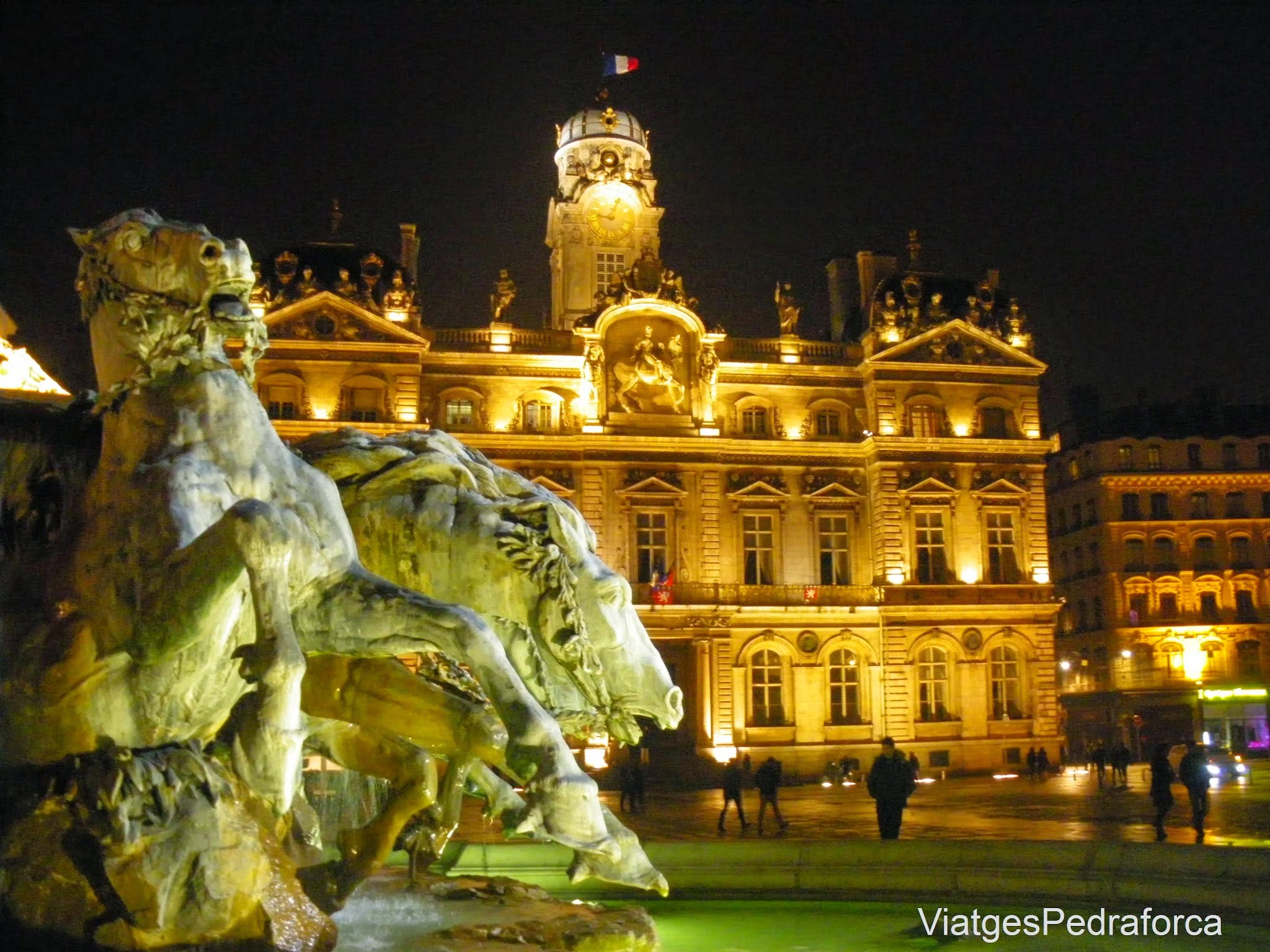 Place des Terreaux nuit, Fontaine Bartholdi, Presqu'ile, Lyon, Lió, Rhône, Rhône-Alpes, França, France