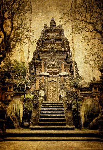 10 Places You Shouldn't Miss in Indonesia | The Hindu temple, Pura Taman Kemuda Saraswati, in Ubud, Indonesia.