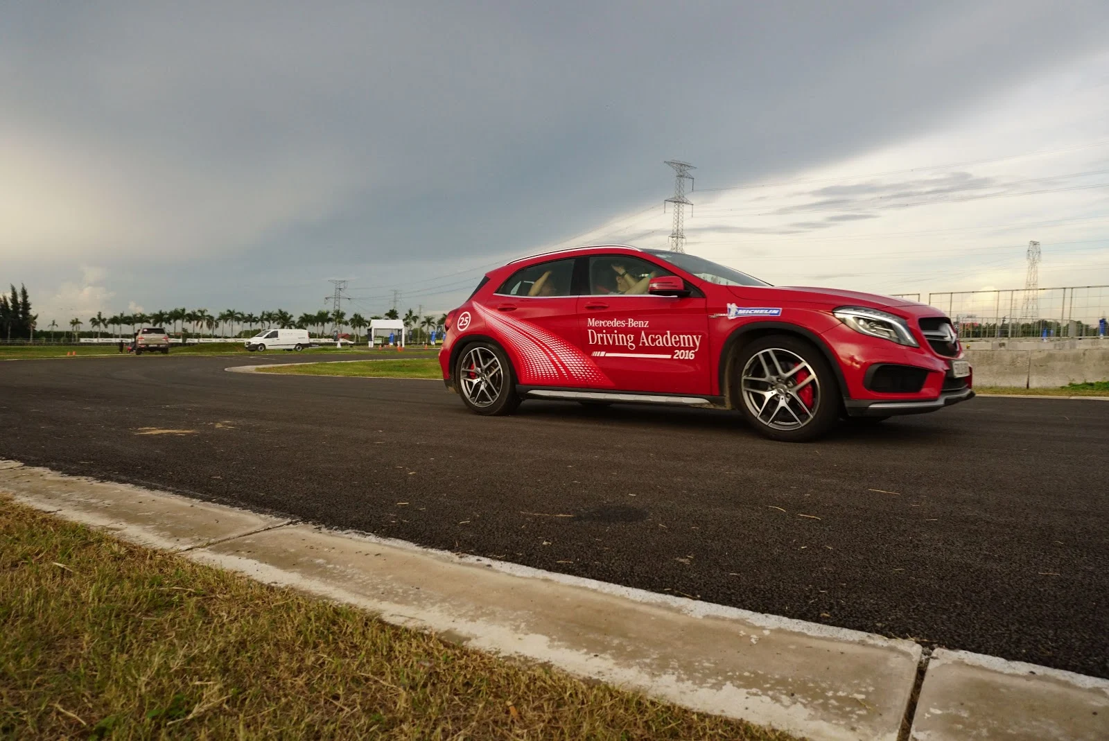 Mercedes-Benz Driving Academy 2016