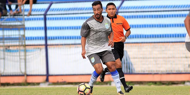 Dilepas Persela, Diego Assis Masih Ingin Bermain di Indonesia