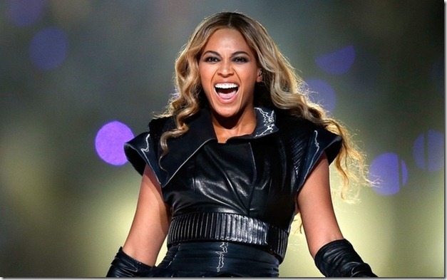 beyonce-unflattering-super-bowl-19