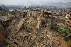 http://www.spiegel.de/panorama/gesellschaft/erdbeben-in-nepal-internationale-helfer-haben-grosse-probleme-a-1030797.html