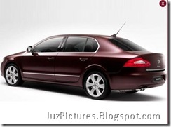 2009_Skoda_Superb-Side-View