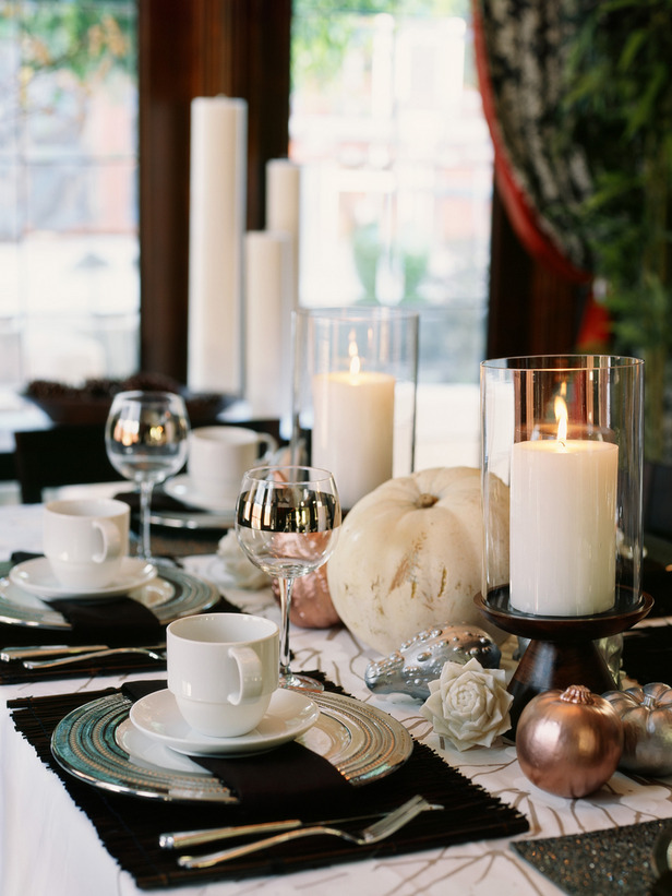 Black and white fall weddings are becoming more common even traditional