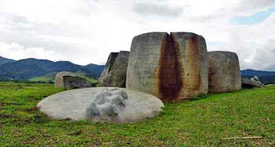 kalamba bada valley indonesia megaliths