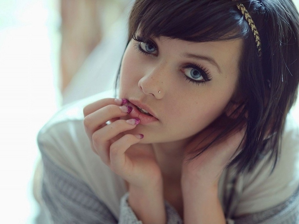 Wallpapers and Pics: Cool Emo Girls
