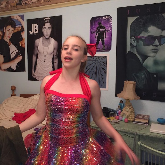 Billie Eilsh lança remix de Bad Guy com seu ídolo, Justin Bieber