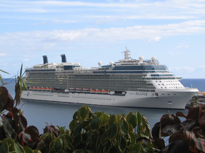 Solstice Celebrity on Mais Recente Navio Da Celebrity Cruises O Celebrity Solstice Fez