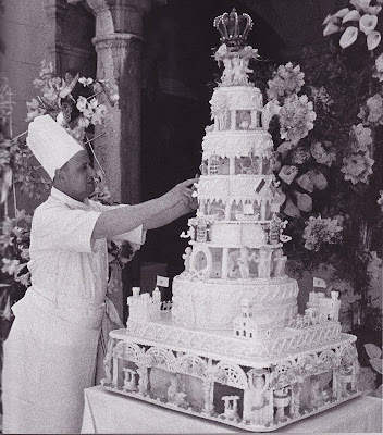 royal wedding cake. royal wedding cakes pictures.