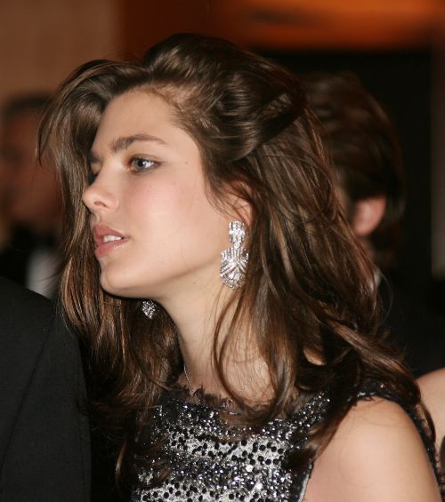 charlotte casiraghi 2009. Vs Charlotte Casiraghi