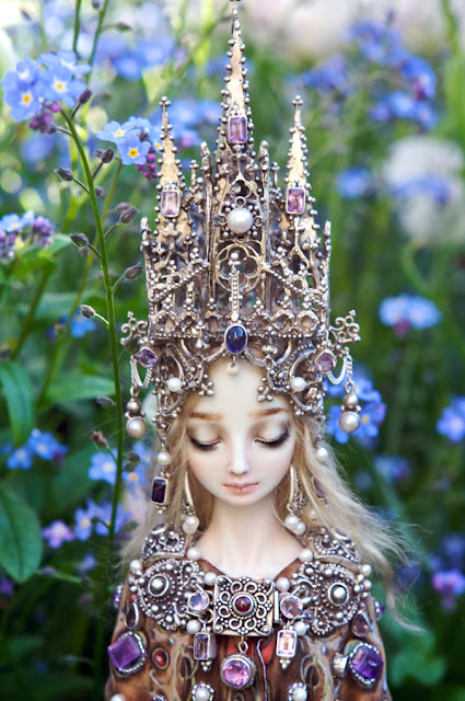 Delicadas e belas bonecas de porcelana por Marina Bychkova