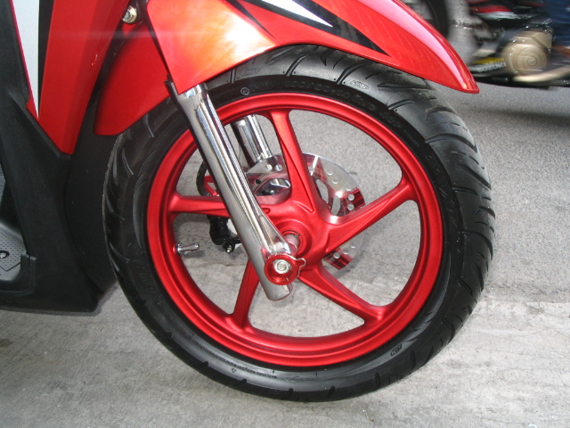 Ngecat MOTOR  Vario Techno 125 Cat  Merah Candy Pesanan Mr 