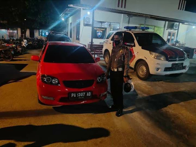 Polisi Tangkap Pengendara Mobil Vios Merah di Jayapura Yang VIral di Medsos