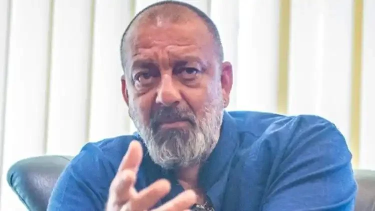 Bollywood actor Sanjay Dutt admitted to hospital