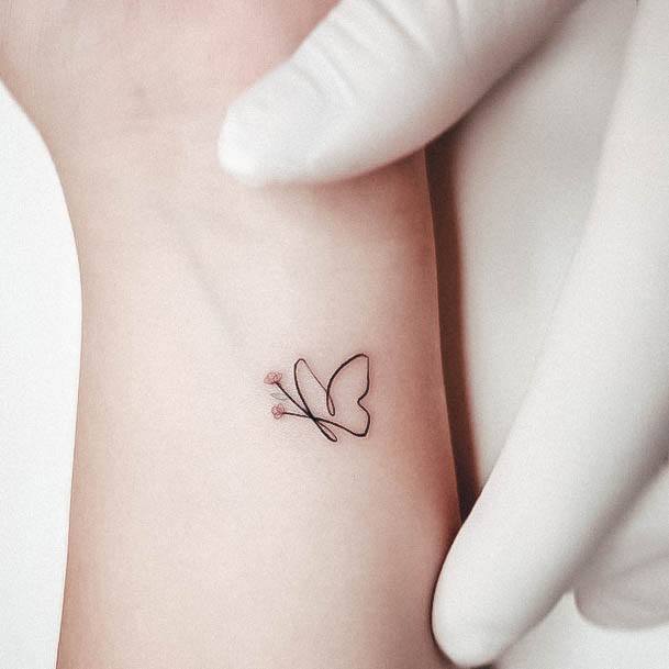 50 mini tatuagens femininas para deixar vocês inspiradas!