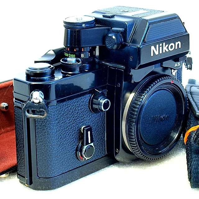 Film Camera Review: Nikon F2 Photomic