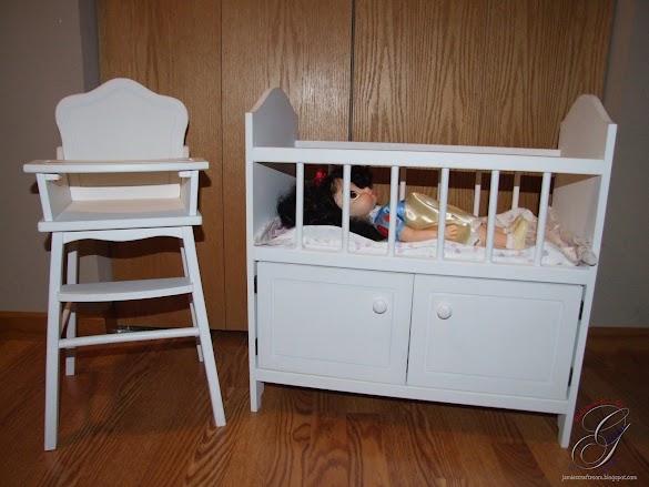 Craft Room Chair - Laurie's Little Bits of Creativity, etc.: Craft Room Chair ... : If you're incorporating a craft station within another room, like a family room or office, consider.