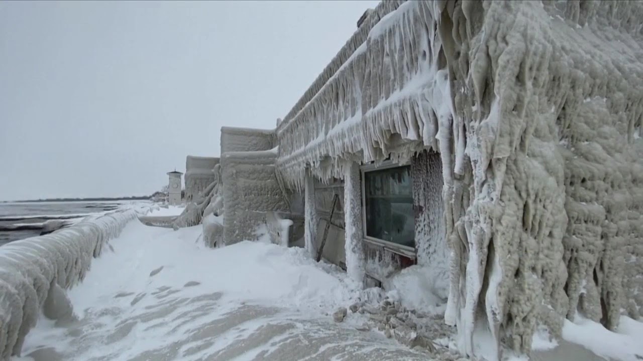 冻波停电影响逾百万人 美国东部电网宣布进入紧急状态