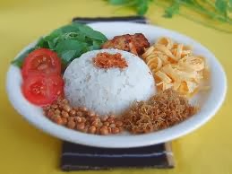 http://yudhazresep.blogspot.com/2013/12/resep-nasi-uduk-lezat.html