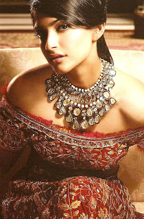 Sonam Kapoor Bollywood Actress, Sonam Kapoor Hot Photos, Sonam Kapoor Pics