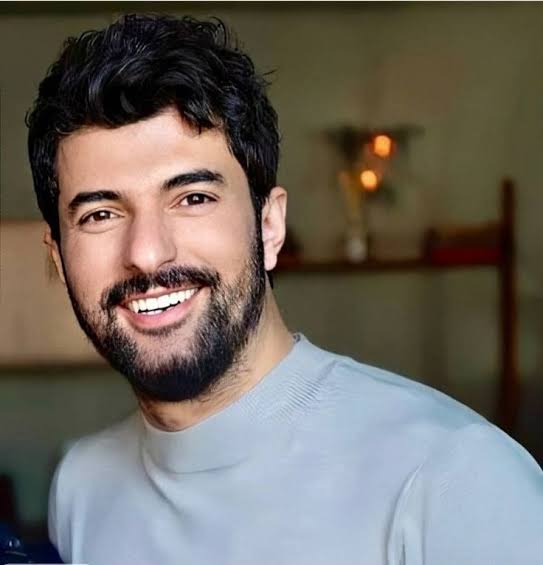 Engin Akyürek Complete Biography and projects 