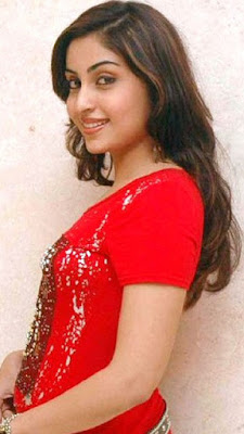 Aishwarya Nag red top shirt and smile images