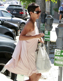 Halle Berry Short Pixie Boy Haircut