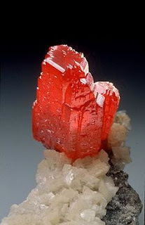 http://scienceline.org/2011/09/mineral-monday-cinnabar/