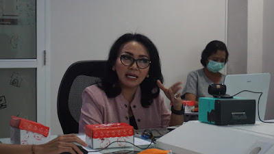 Aktifkan Peran Perempuan Di Masa Pandemi, Selly Mantra Jadi Keynote Speaker Webinar Kerjasama DP3AP2KB Dengan Forum Komunikasi PUSPA