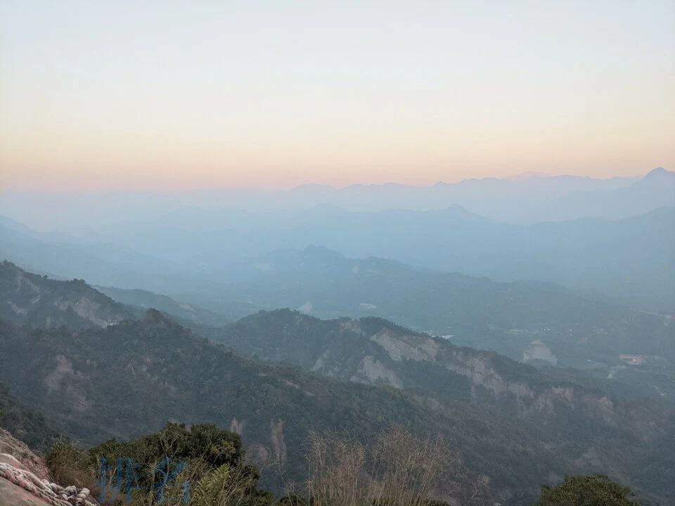 楠西區景點獵鷹尖頂端風景