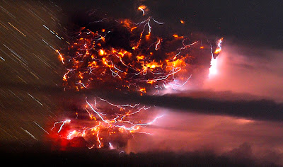 Puyehue volcano eruption photo