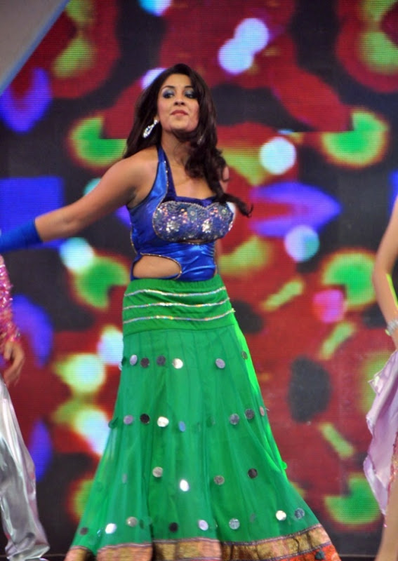 Actress Richa Gangopadhyay Spicy Dance Stills At  CCL show stills