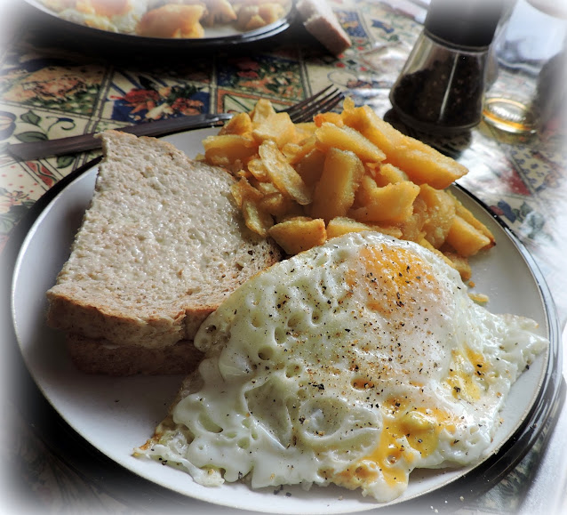 Perfect Egg & Chips