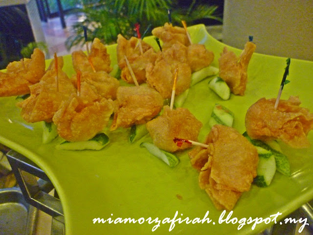 flamingo hotel, tanjung bungah, seafood lovers, cheese lovers, kuih melayu, kuih tempatan, dessert sedap, aneka buahan, buah naga, dragon fruit, jjcm, makan sedap penang, syurga makanan penang, tempat wajib singgah penang, seafood fresh, makanan laut segar, fresh food, makan sedap, makanan best, makan murah, makan berbaloi, buffet penang, buffet murah, tanjung bungah, pantai cantik di penang, cara ke pantai penang, senarai pantai cantik di penang