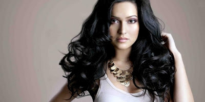 Model-model Muslim Cantik Yang Berprestasi Namun Dikecam ! [ www.BlogApaAja.com ]