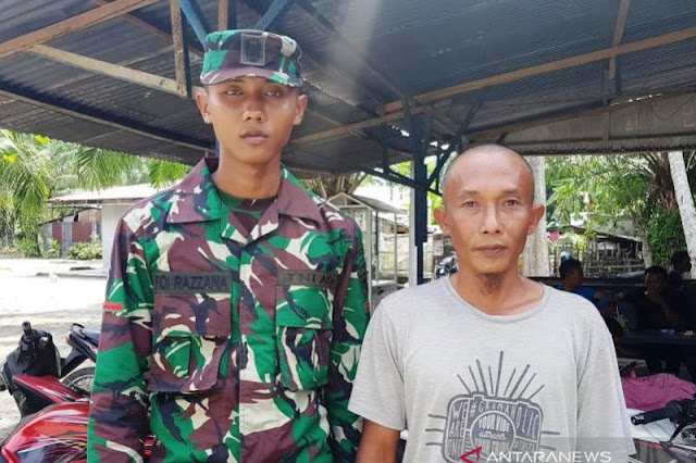 Anak penjual cendol lulus sebagai prajurit TNI