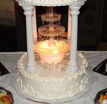  additional accessories such as fountains so that the wedding cake looks 