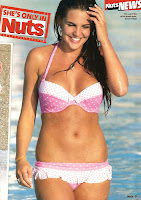 Danielle Lloyd Sexy Pink Bikini Pictures