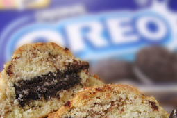 Oreo-Stuffed Chocolate Chip Cookies