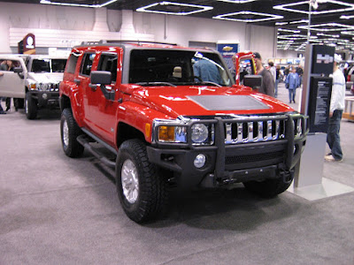 2006 Hummer H3 at the 2006 Portland International Auto Show in Portland, Oregon, on January 28, 2006