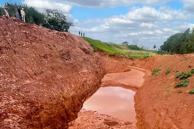 Menino de 3 anos morre afogado em buraco de lama em Loanda
